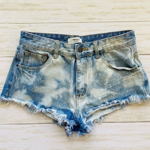 Forever 21 Bleach Dye Cut Off Jean Shorts Sz 27 - Picture 1 of 6